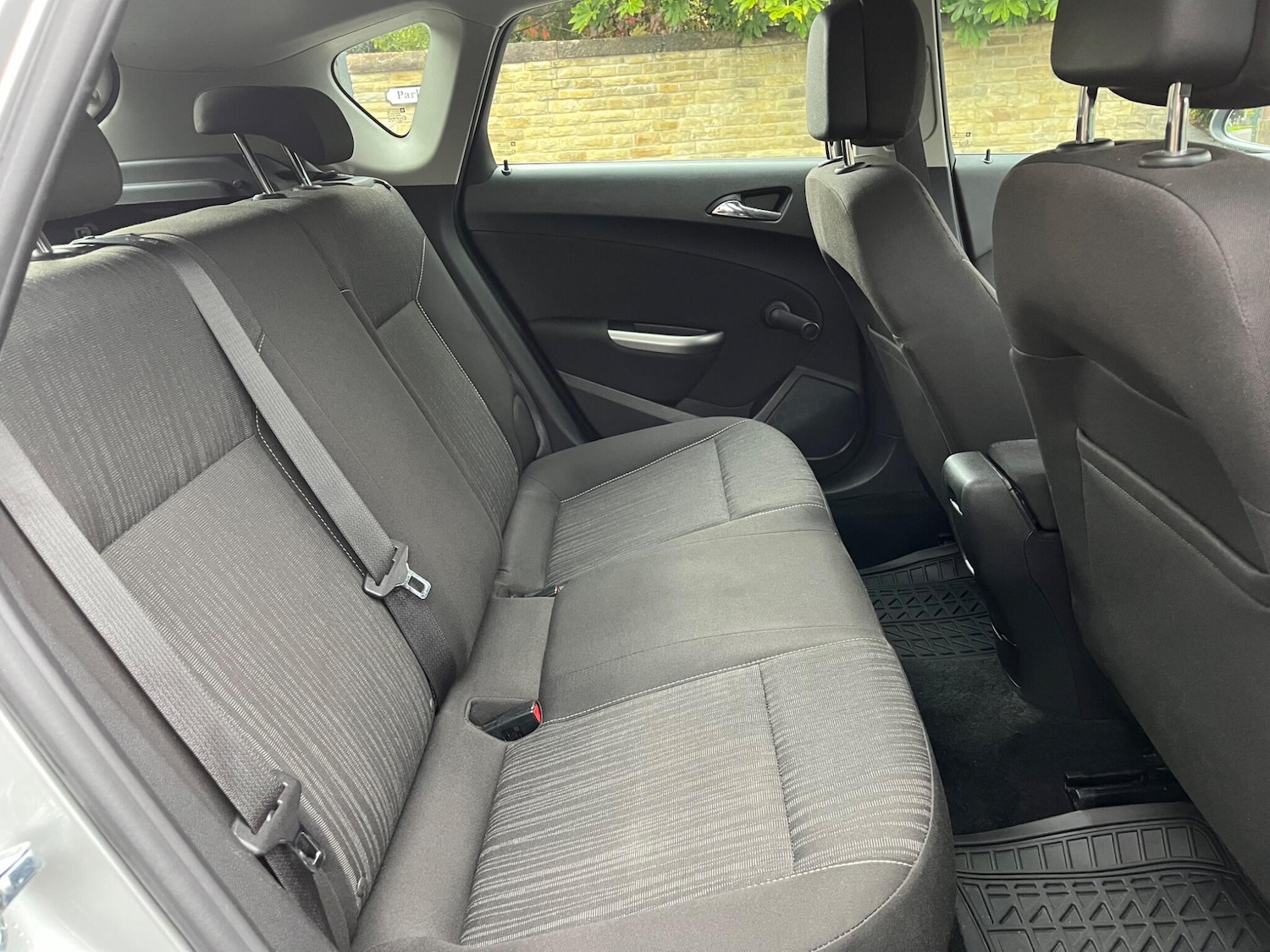 Used Vauxhall Astra 2010 for sale - 76188989: Photo 13