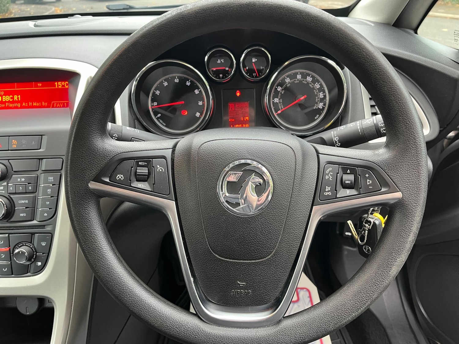 Used Vauxhall Astra 2010 for sale - 76188989: Photo 25