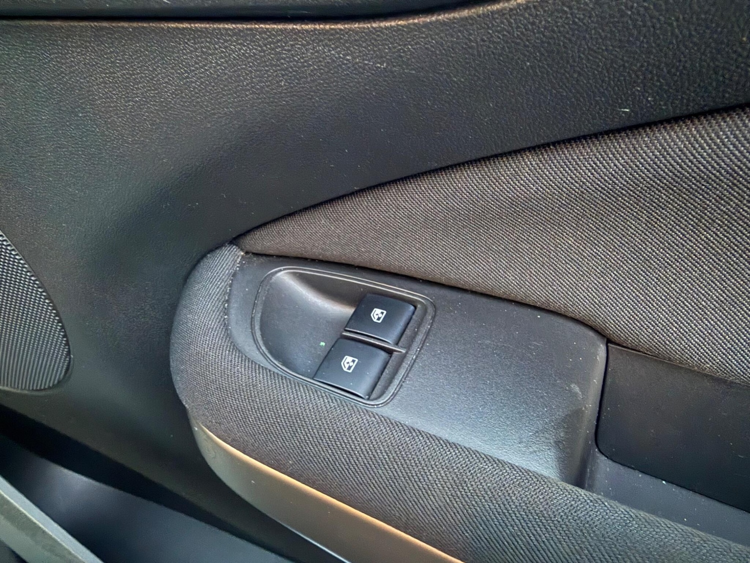 Used Vauxhall ADAM 2013 for sale - 77769262: Photo 16