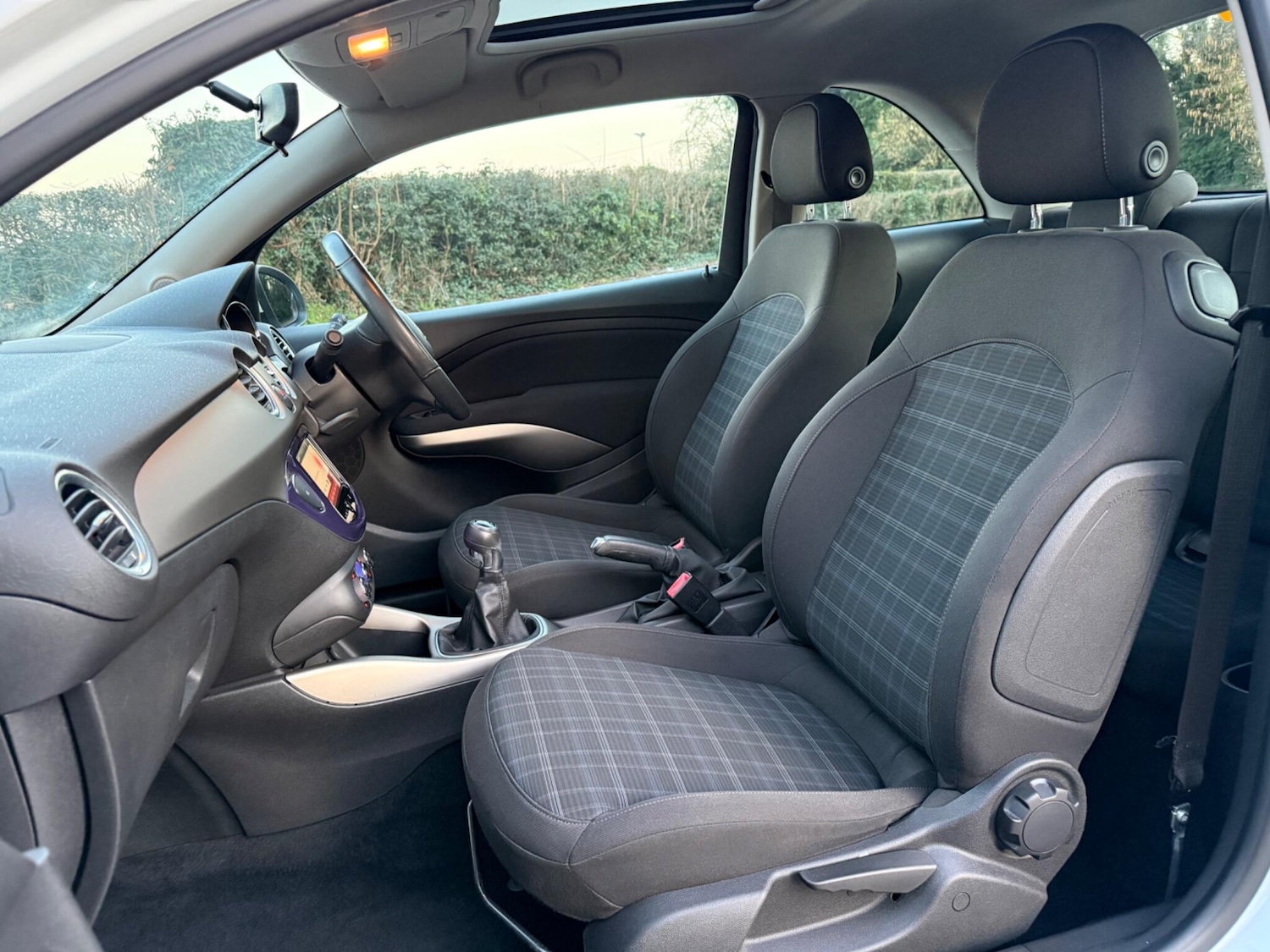 Used Vauxhall ADAM 2013 for sale - 77769262: Photo 24