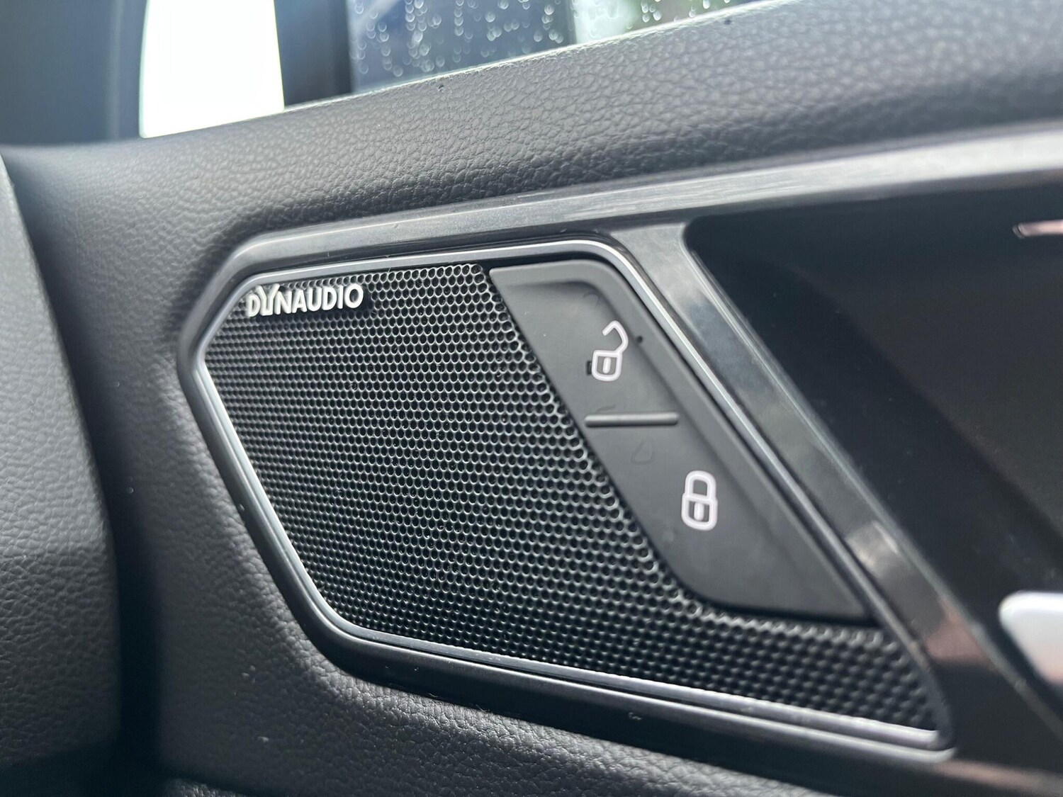 Used Volkswagen Tiguan for sale - 77478971: Photo 16