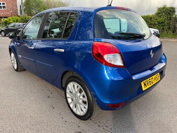 Used Renault Clio 2010 for sale - 78416937: Photo