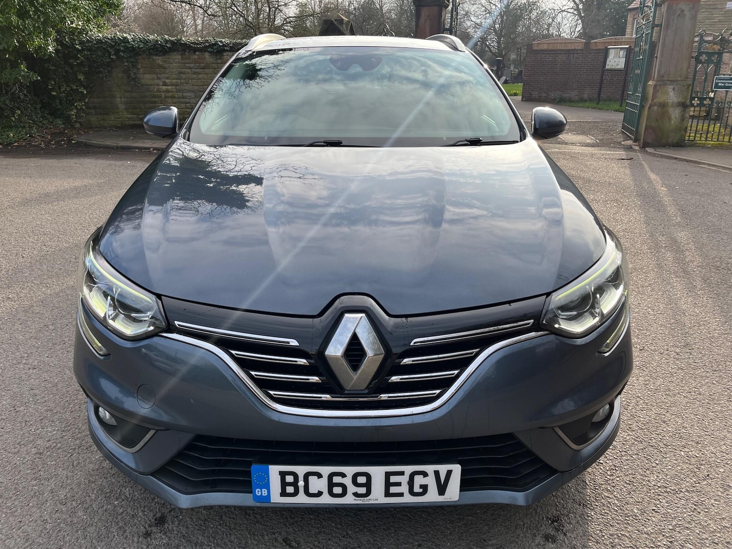 Used Renault Megane for sale - 77823861: Photo 2