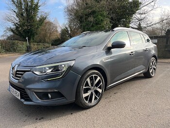 Used Renault Megane 2020 for sale - 77823861: Photo