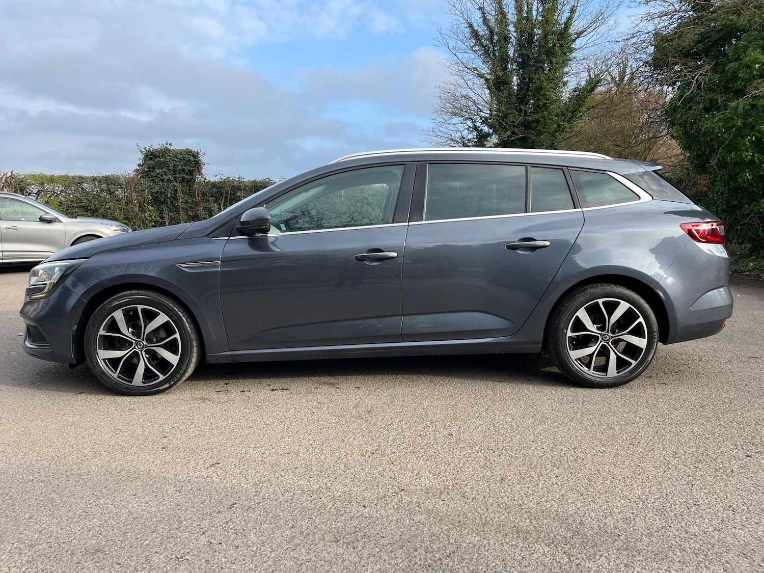 Used Renault Megane for sale - 77823861: Photo 5