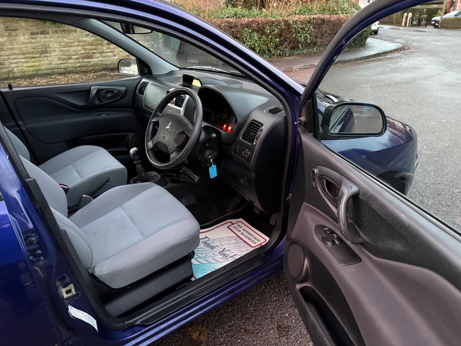 Used Mitsubishi Space Star 2002 for sale - 77016515: Photo 11