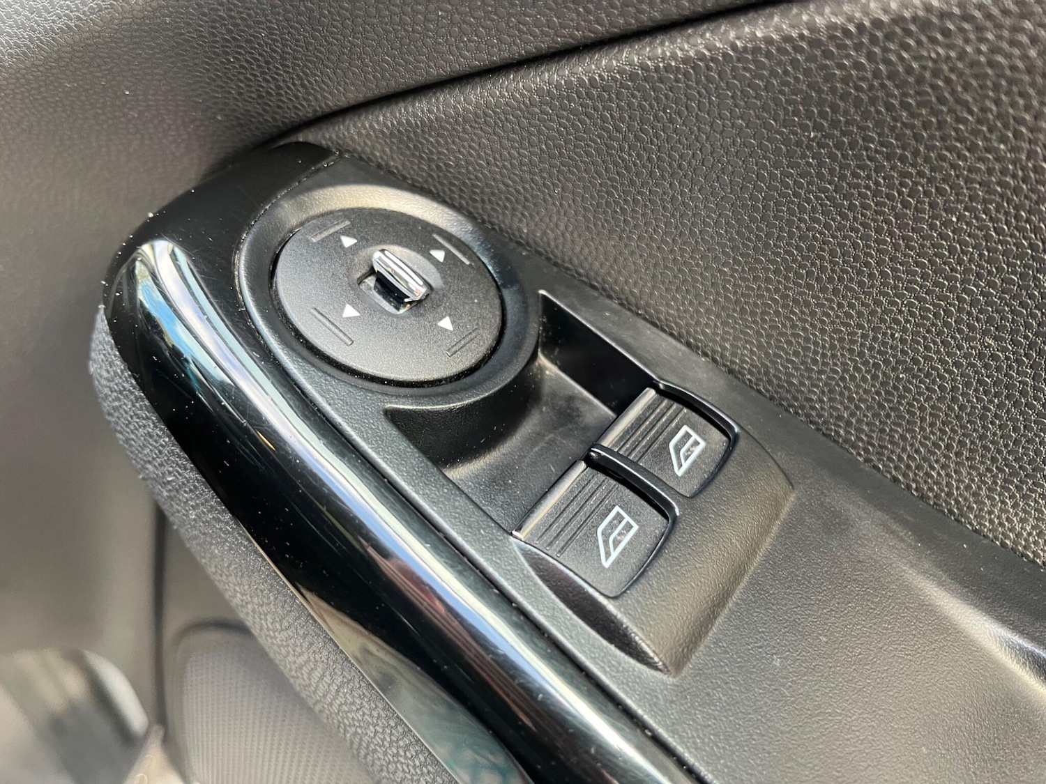 Used Ford Fiesta 2014 for sale - 77015698: Photo 15