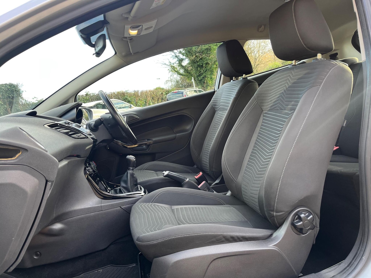 Used Ford Fiesta 2014 for sale - 77015698: Photo 25