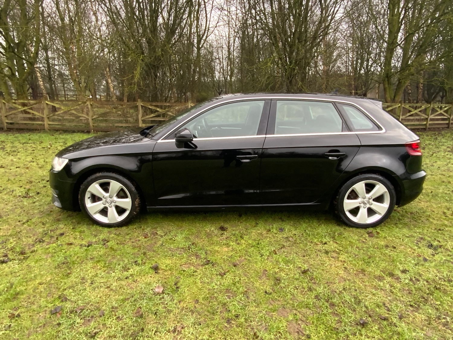 Used Audi A3 2015 for sale - 77605518: Photo 10