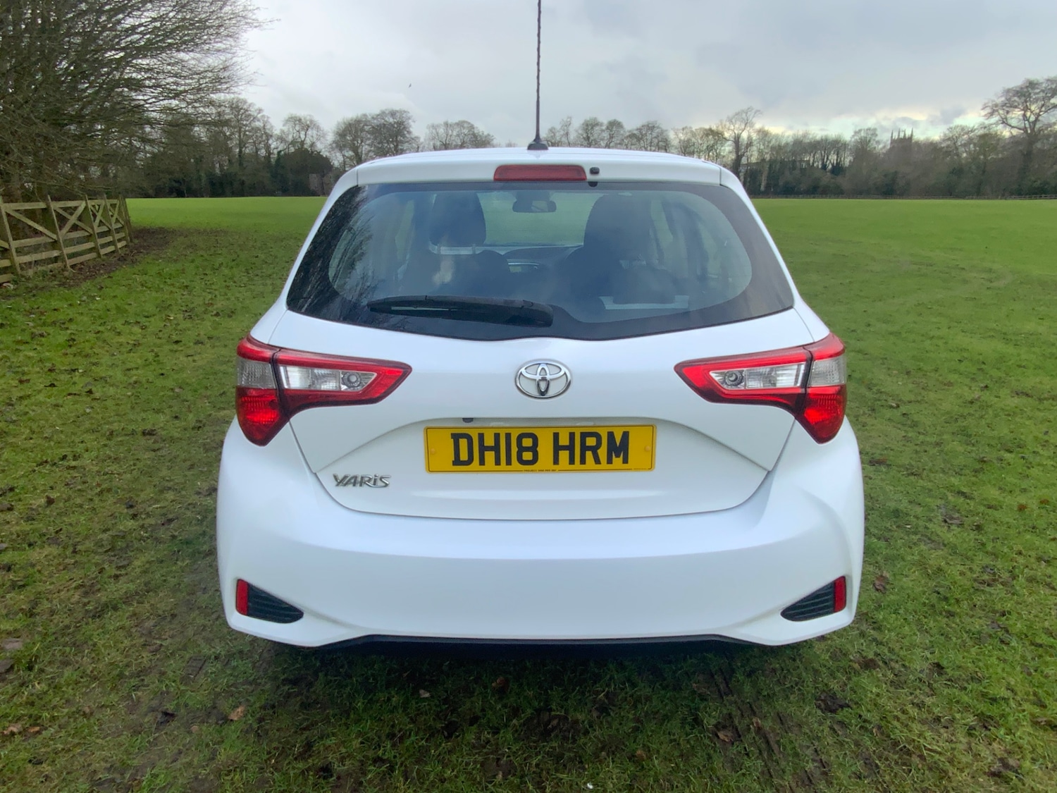 Used Toyota Yaris 2018 for sale - 77616903: Photo 12