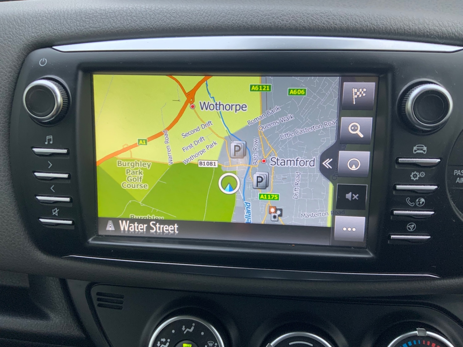 Used Toyota Yaris 2018 for sale - 77616903: Photo 20