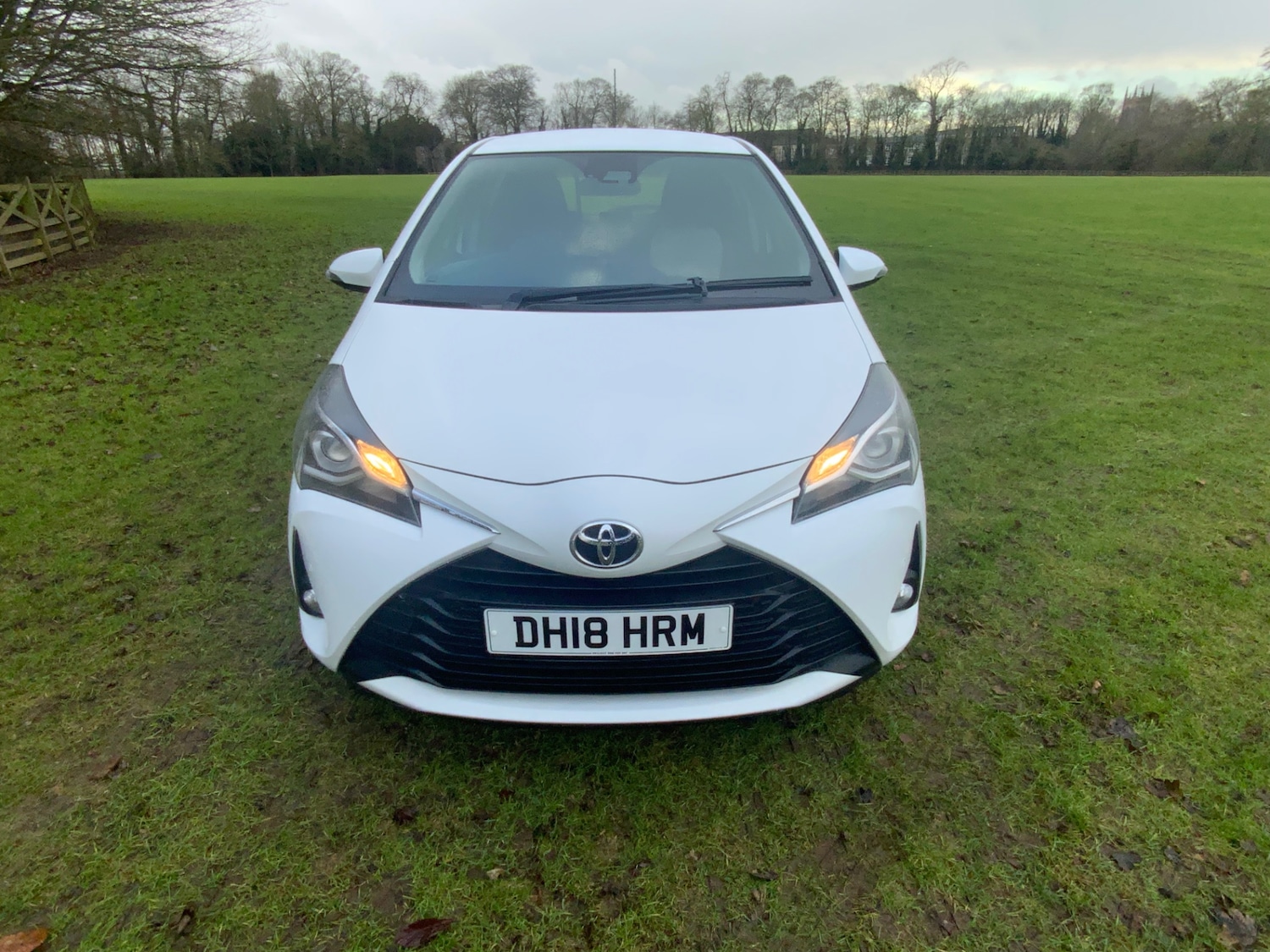 Used Toyota Yaris 2018 for sale - 77616903: Photo 3