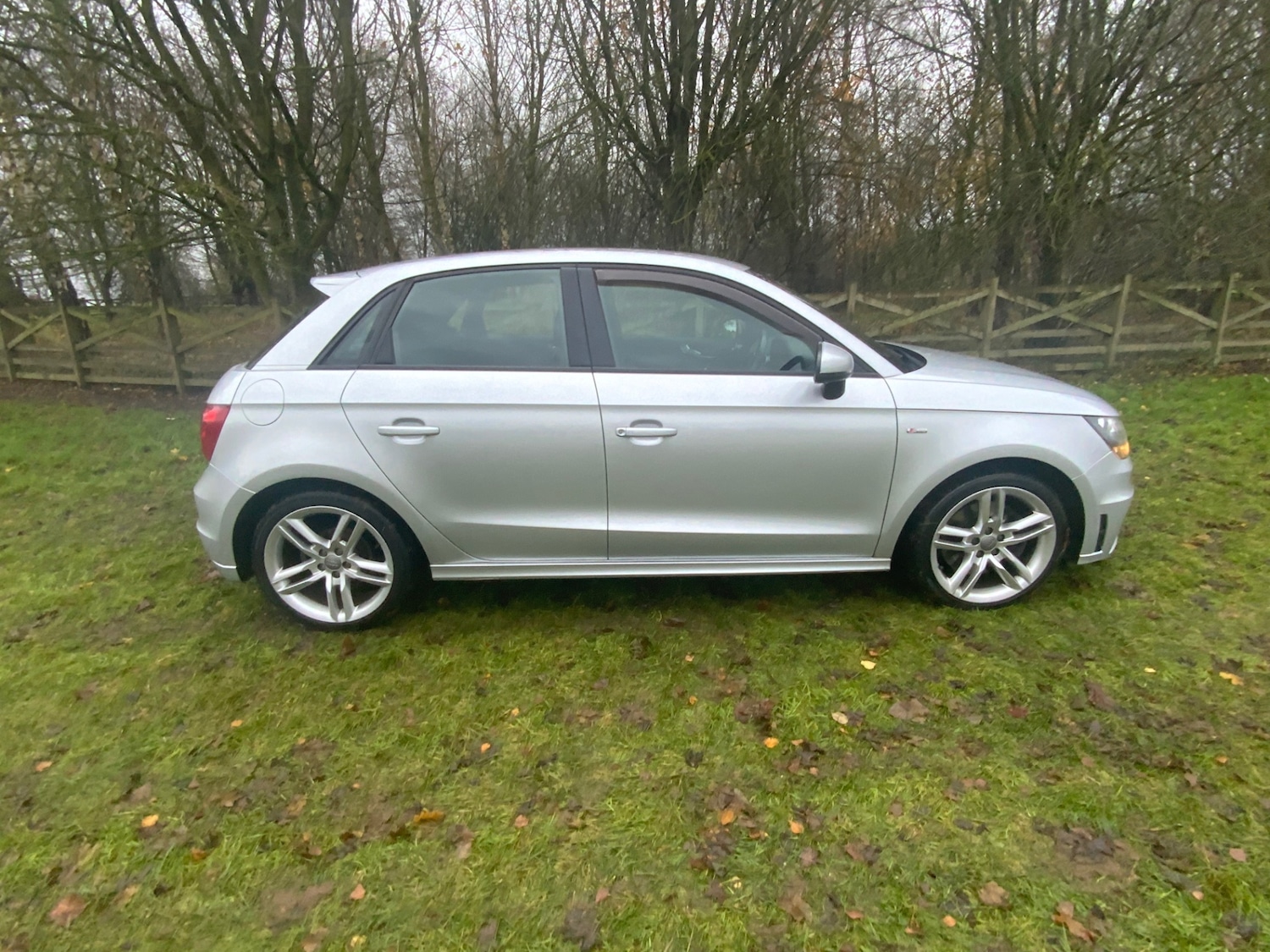 Used Audi A1 2013 for sale - 76807567: Photo 10