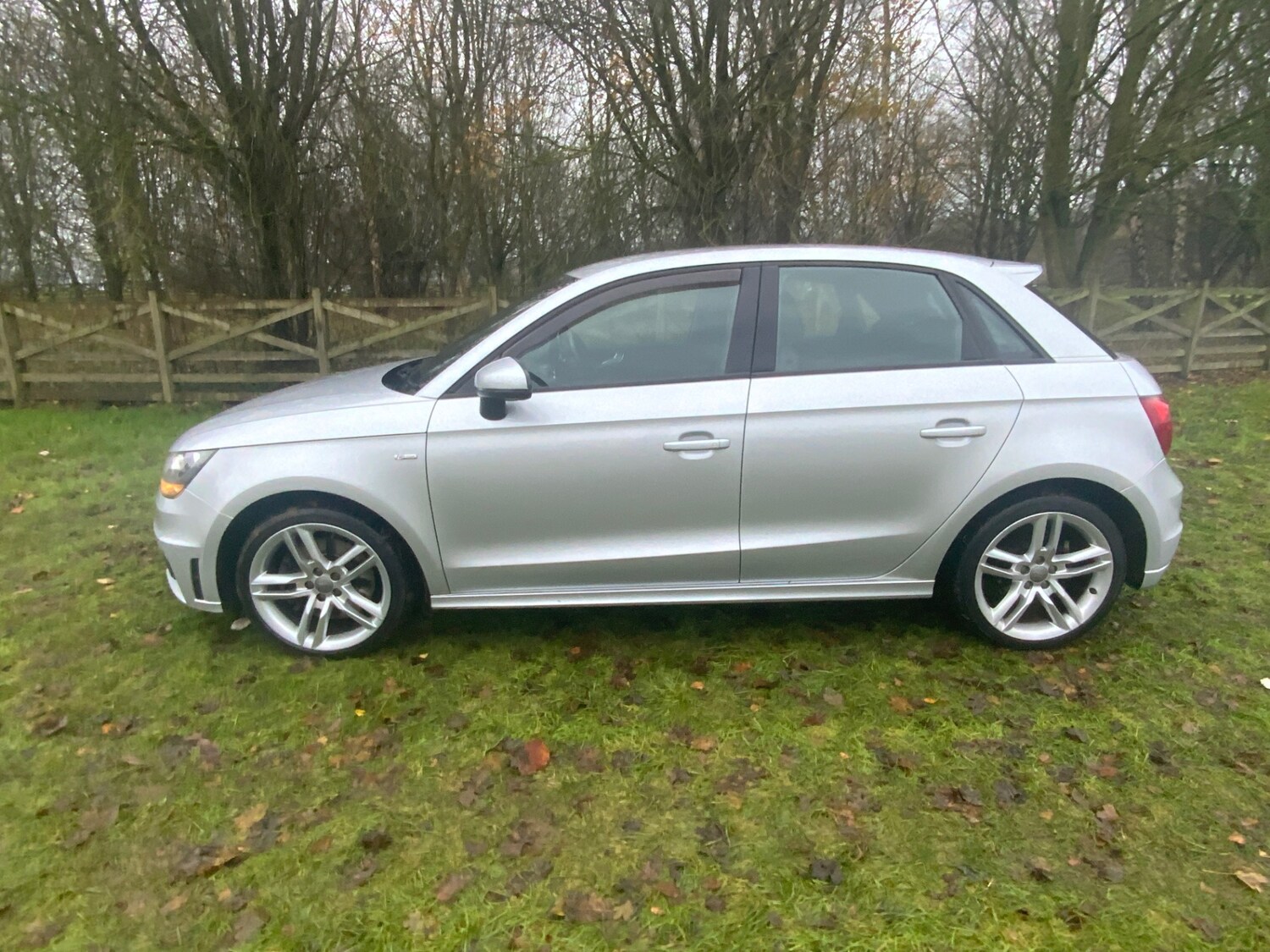 Used Audi A1 2013 for sale - 76807567: Photo 9