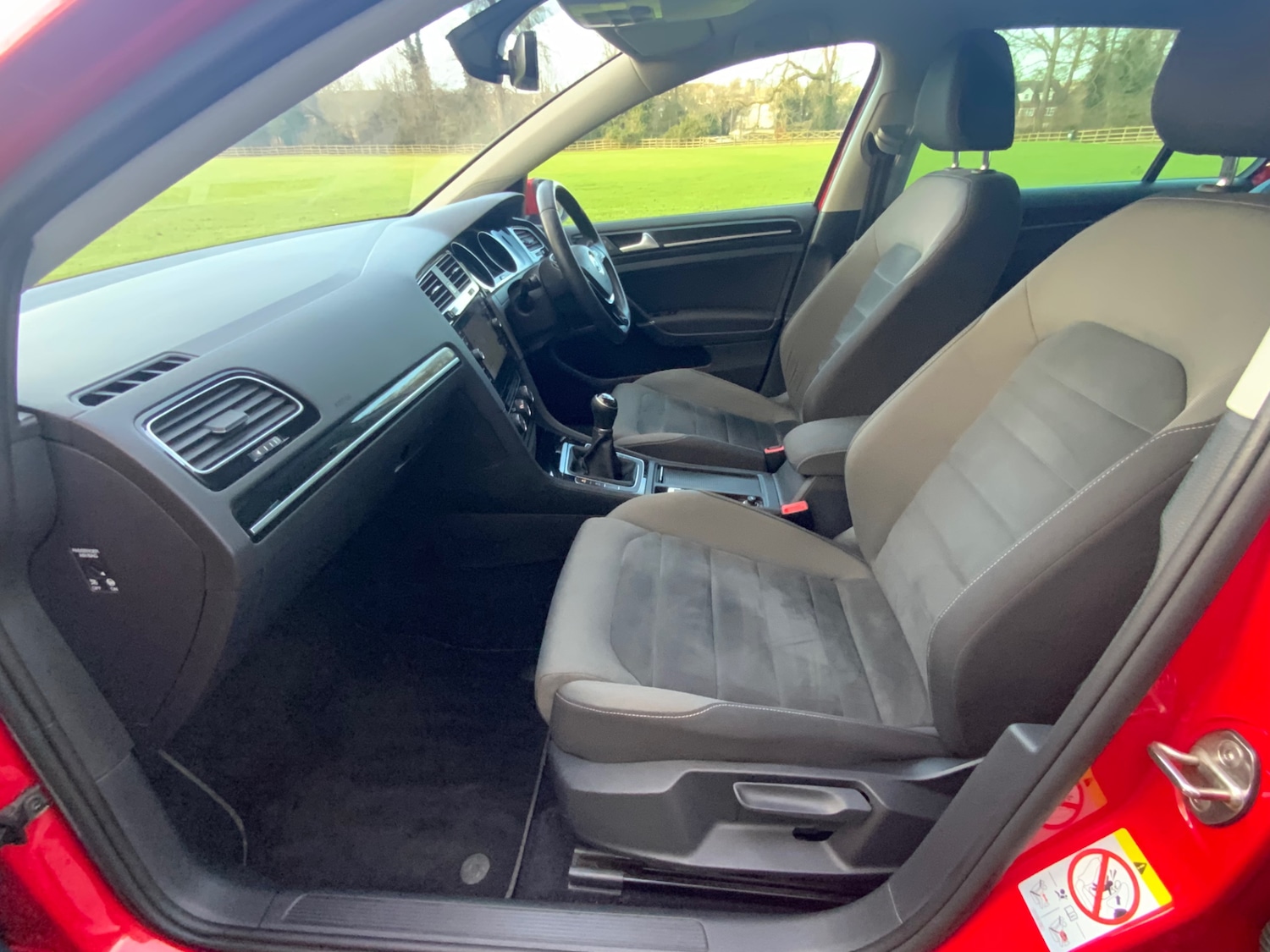 Used Volkswagen Golf 2018 for sale - 77378010: Photo 14