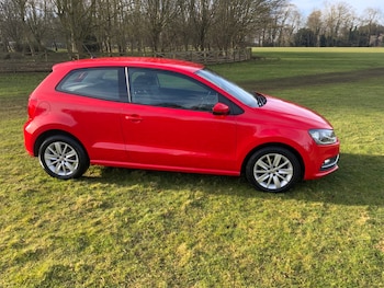 Used Volkswagen Polo 2014 for sale - 78236707: Photo