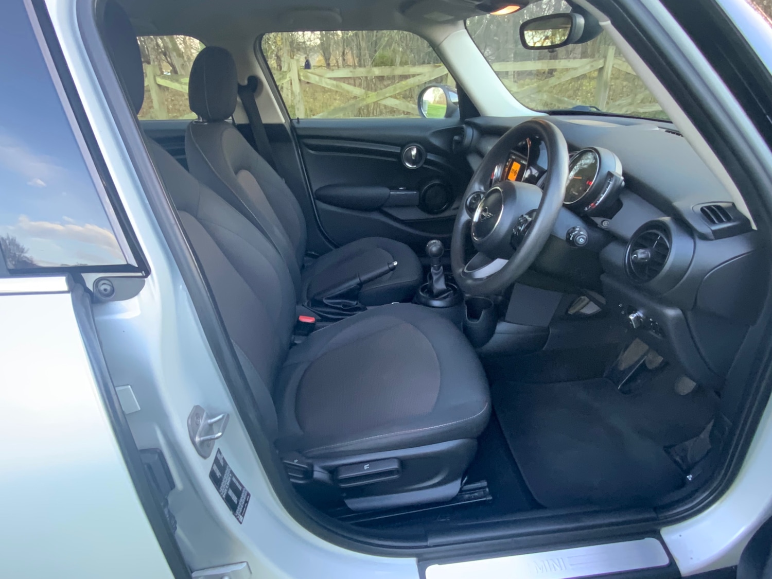 Used MINI Hatch 2018 for sale - 76815161: Photo 12