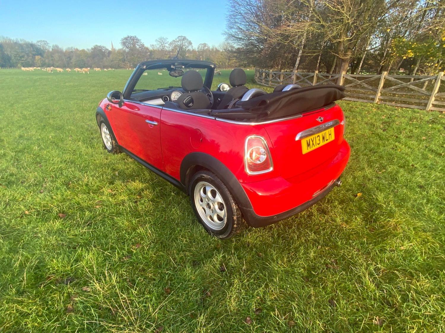 Used MINI Convertible 2013 for sale - 76544395: Photo 4