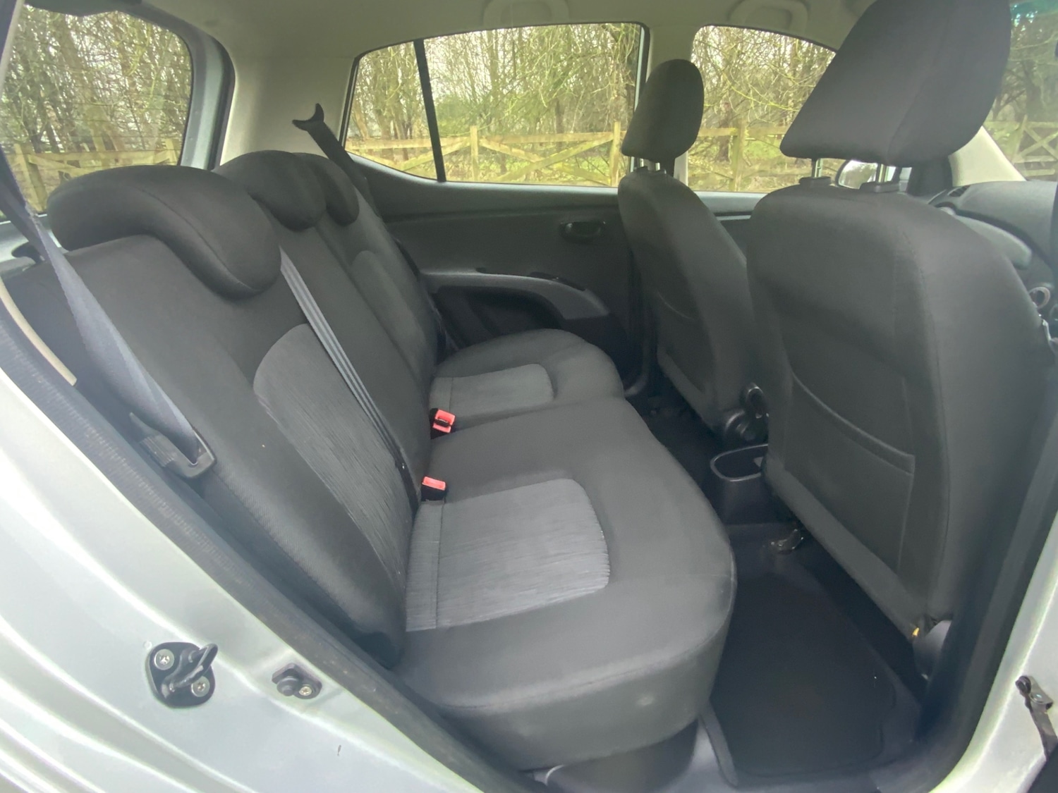 Used Hyundai i10 2011 for sale - 77687792: Photo 14