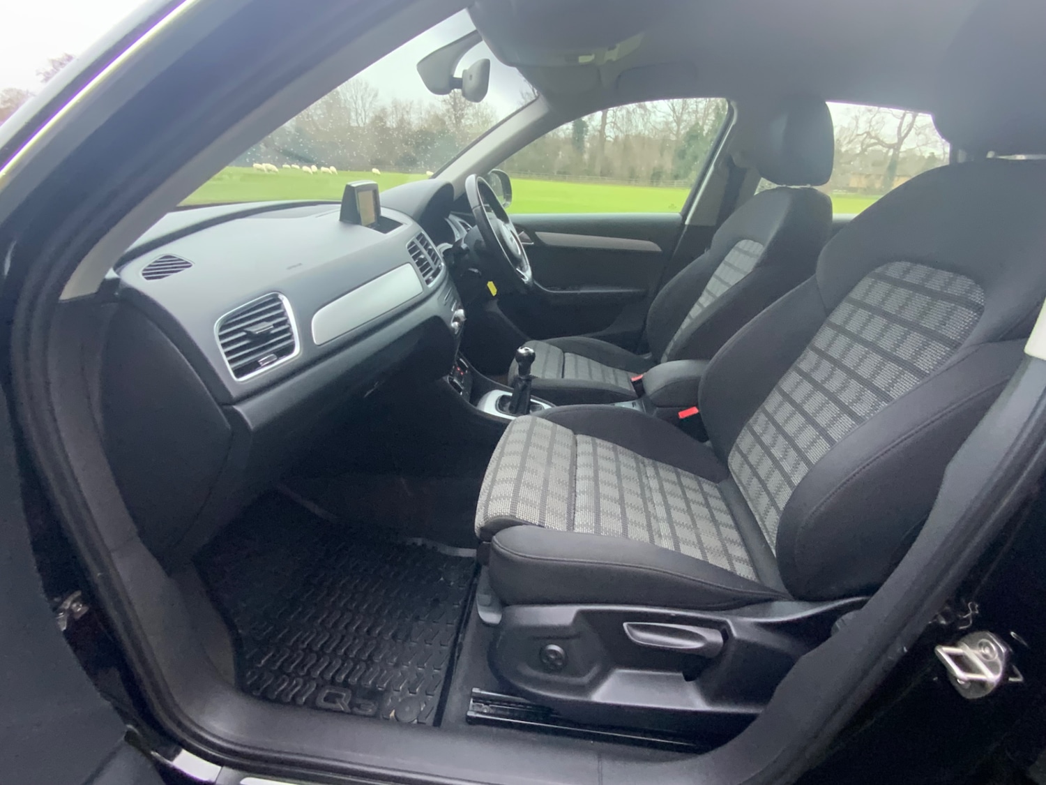 Used Audi Q3 2016 for sale - 76904427: Photo 12