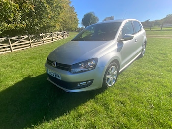 Used Volkswagen Polo 2013 for sale - 76192142: Photo 2