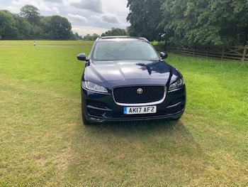 Used Jaguar F-Pace 2017 for sale - 79004255: Photo