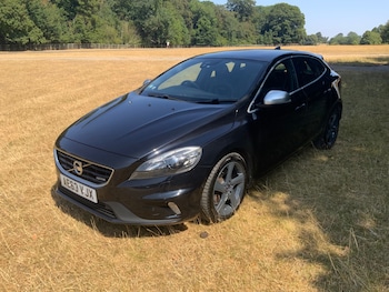 Used Volvo V40 2013 for sale - 79218034: Photo