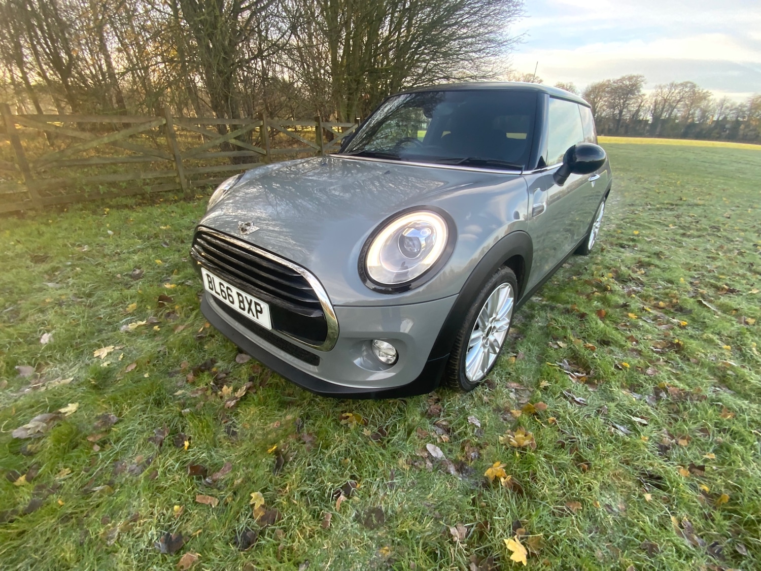 Used MINI Hatch 2016 for sale - 76807321: Photo 1