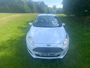 Used Ford Fiesta 2015 for sale - 78716840: Photo