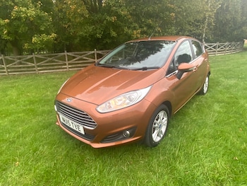 Used Ford Fiesta 2015 for sale - 76196155: Photo 2