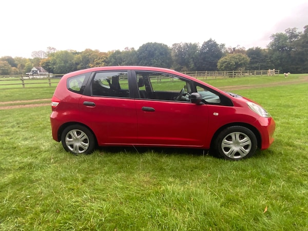 Used Honda Jazz 2012 for sale - 76253475: Photo 8
