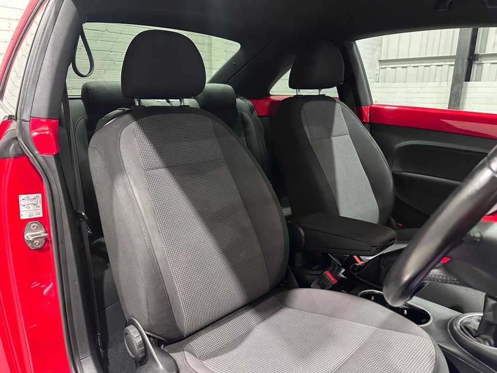 Used Volkswagen Beetle 2016 for sale - 76333190: Photo 11
