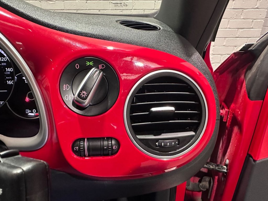 Used Volkswagen Beetle 2016 for sale - 76333190: Photo 20