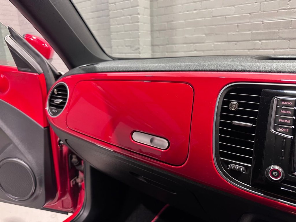 Used Volkswagen Beetle 2016 for sale - 76333190: Photo 21