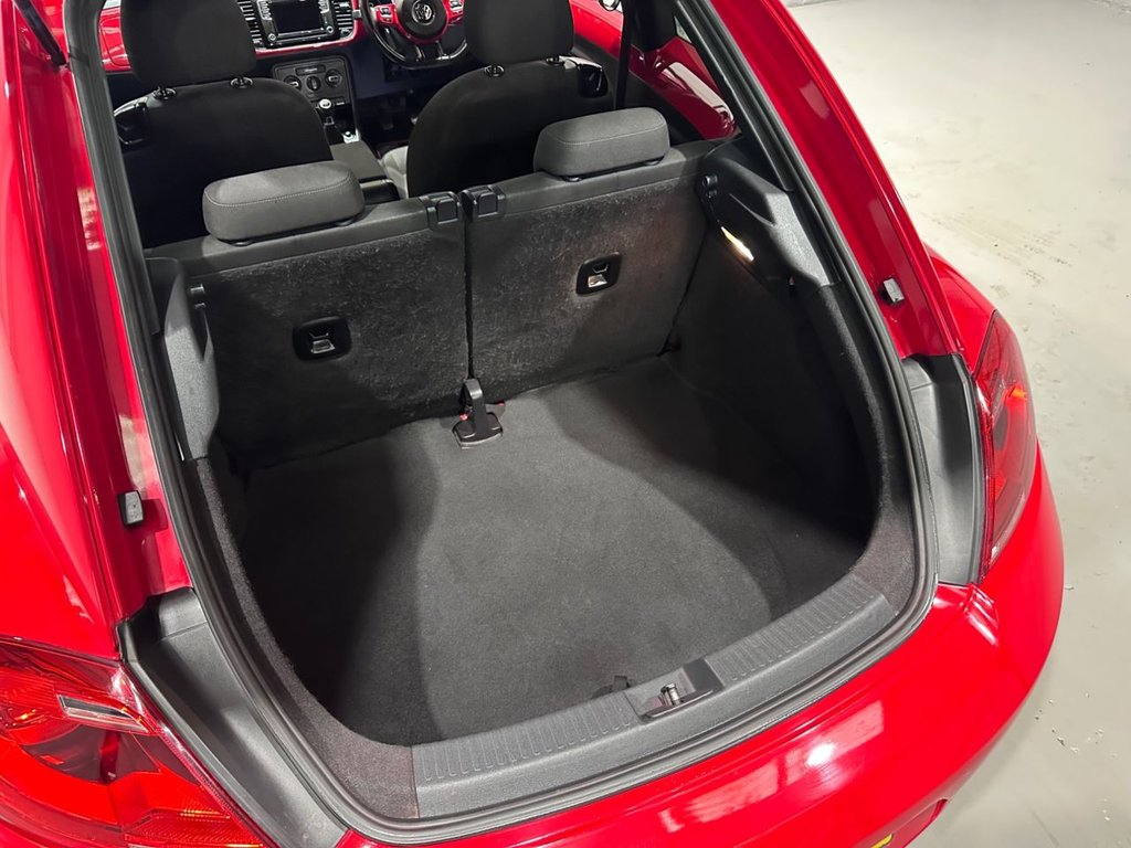 Used Volkswagen Beetle 2016 for sale - 76333190: Photo 34