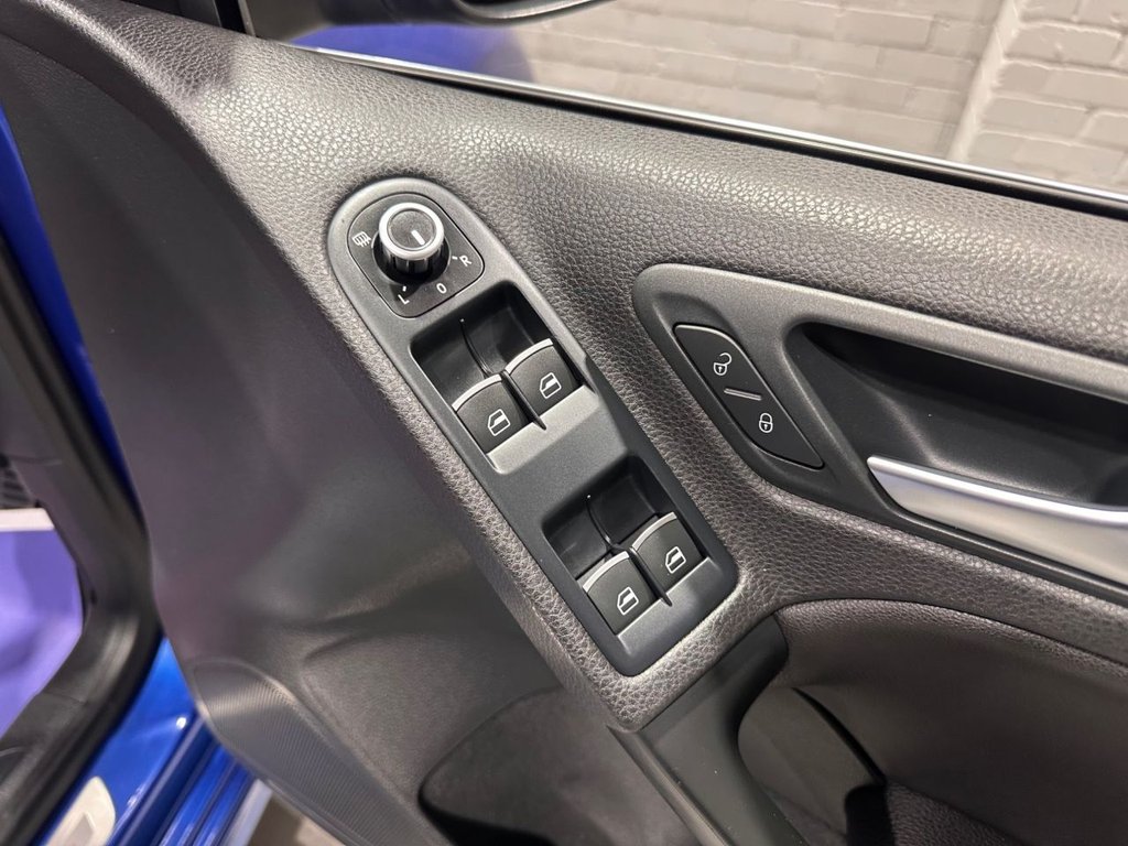 Used Volkswagen Golf 2013 for sale - 76820718: Photo 38