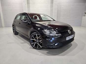 Used Volkswagen Golf 2017 for sale - 74494300: Photo