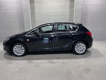 Used Vauxhall Astra 2014 for sale - 76185378: Photo