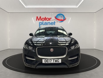 Used Jaguar F-Pace 2017 for sale - 79400511: Photo