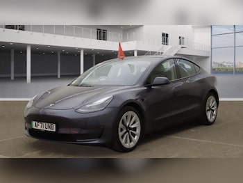 Used Tesla Model 3 2021 for sale - 76396149: Photo