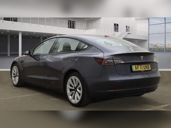 Used Tesla Model 3 2021 for sale - 76396149: Photo