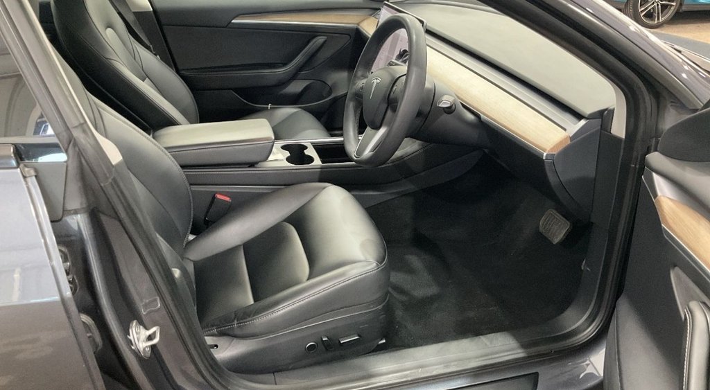 Used Tesla Model 3 2021 for sale - 76396149: Photo 8