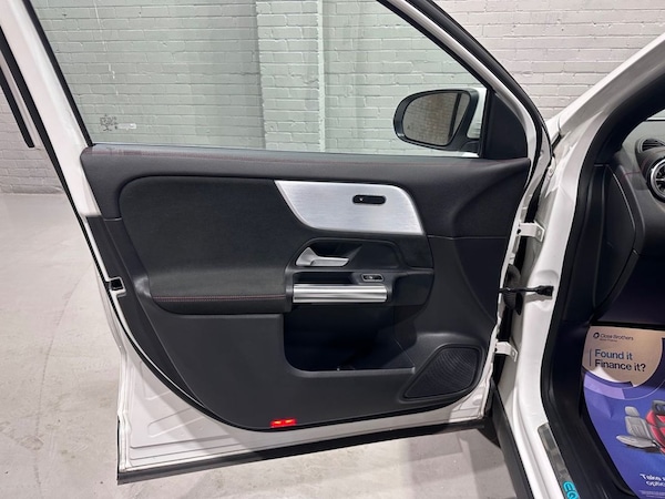 Used Mercedes-Benz EQA 2021 for sale - 76313240: Photo 47