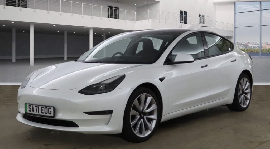 Used Tesla Model 3 2021 for sale - 76396063: Photo 2