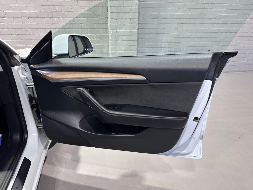 Used Tesla Model 3 2021 for sale - 76396063: Photo 37