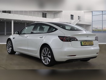 Used Tesla Model 3 2021 for sale - 76396063: Photo