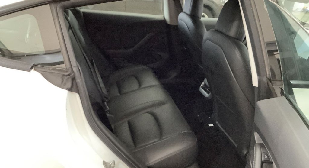 Used Tesla Model 3 2021 for sale - 76396063: Photo 7