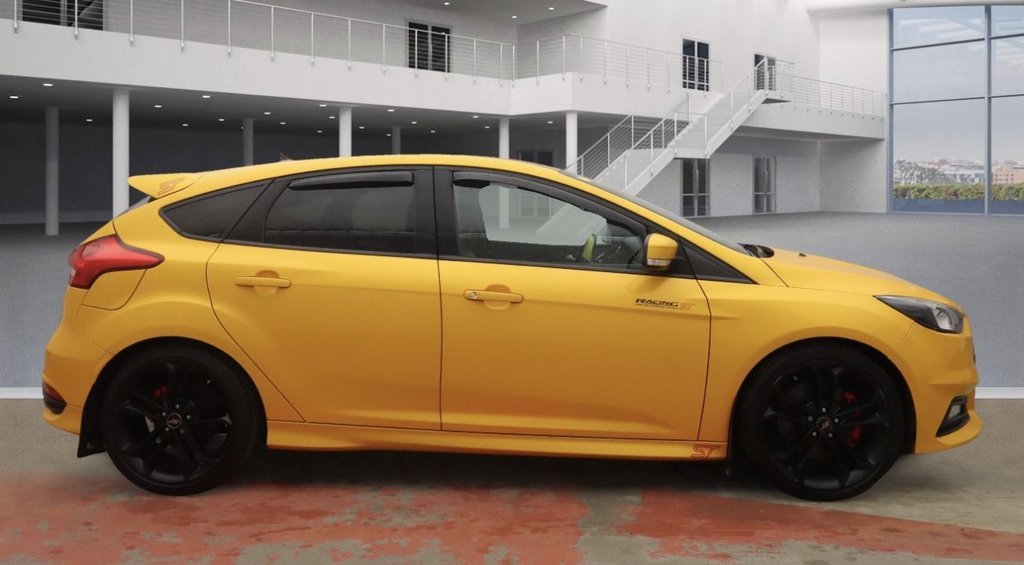 Used Ford Focus 2018 for sale - 76783768: Photo 4