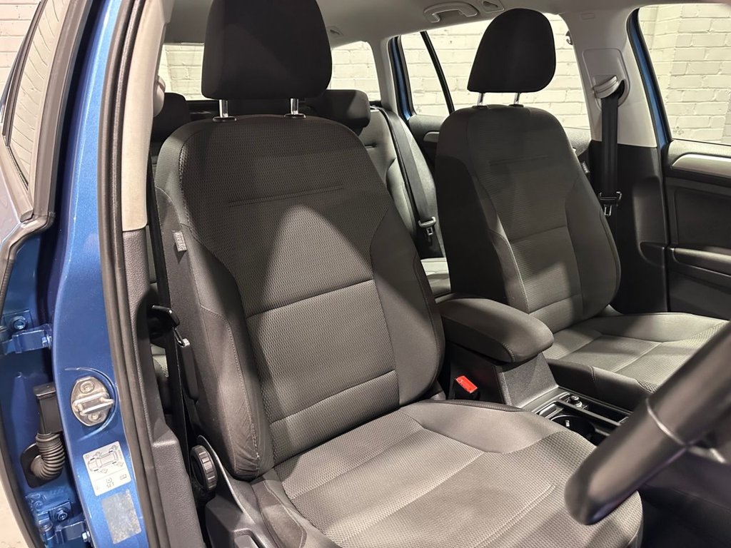 Used Volkswagen Golf 2014 for sale - 76496700: Photo 12