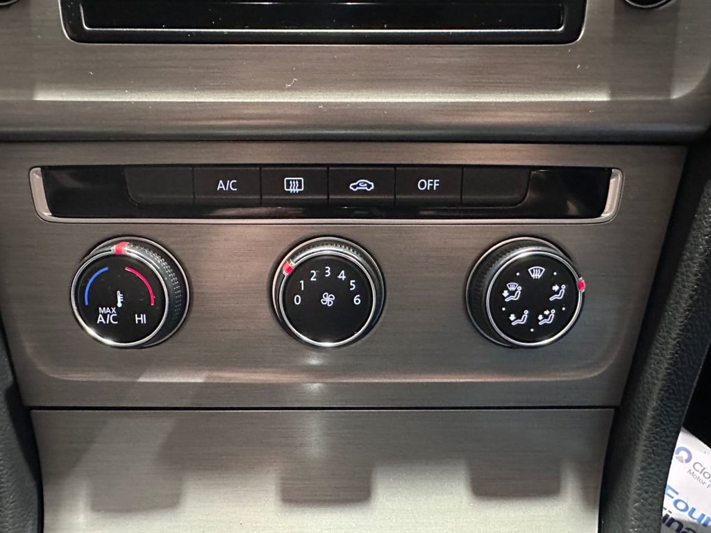 Used Volkswagen Golf 2014 for sale - 76496700: Photo 31